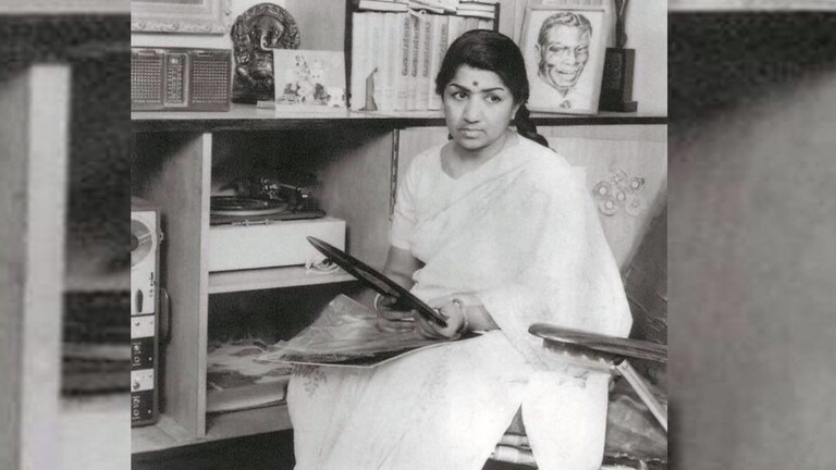 गानसम्राज्ञी लता मंगेशकर कोरोना पॉझिटिव्ह, आयसीयूमध्ये दाखल Mumbai Tak