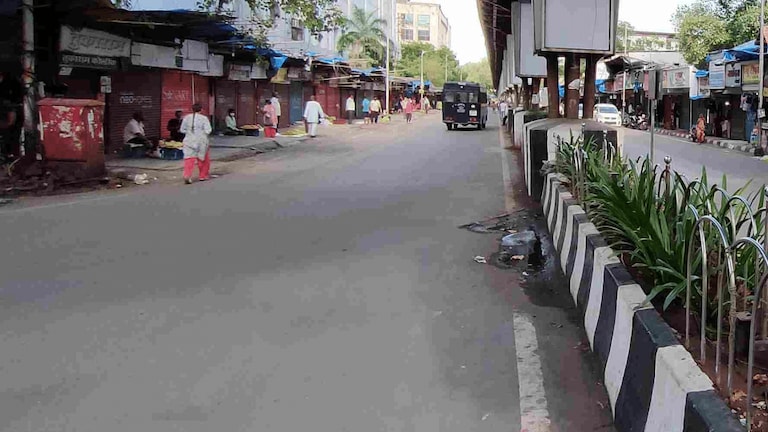 वाढत्या कोरोना रुग्णांमुळे ‘या’ जिल्ह्यात जमावबंदीचा आदेश जारी Mumbai Tak