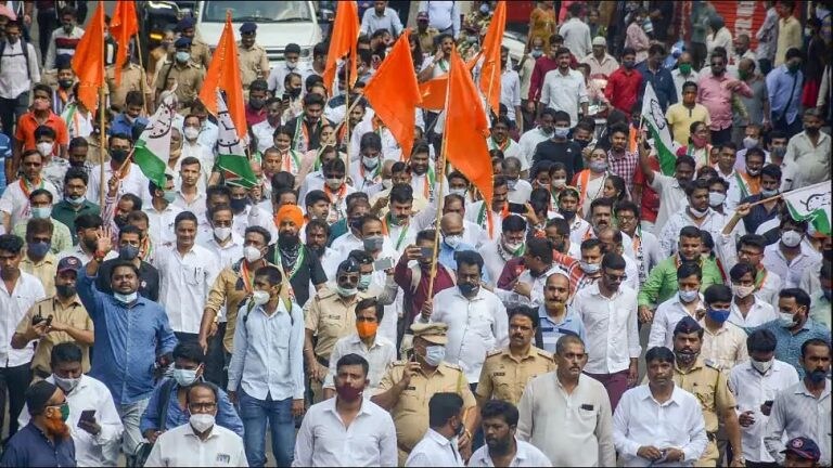 Maharashtra Bandh झाला आता पोलीस कारवाईला सुरुवात, २०० हून अधिक कार्यकर्त्यांवर गुन्हा दाखल Mumbai Tak