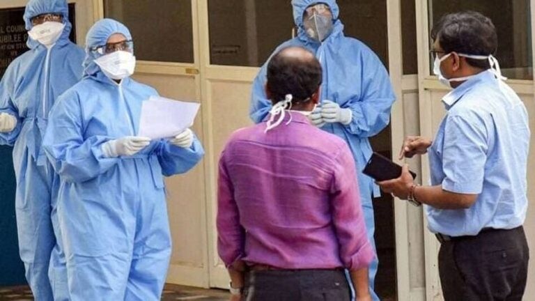 हुश्श! महाराष्ट्राला मोठा दिलासा! दिवसभरात आढळले २८,२८६ रुग्ण, ३६ रुग्णांचा मृत्यू Mumbai Tak