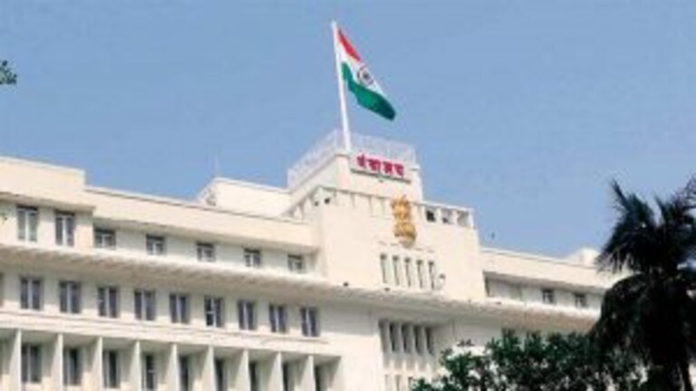 OBC Reservation च्या बैठकीत मंत्रालयात बत्ती गुल, मुख्यमंत्र्यांचं ‘कनेक्शन’ तुटलं Mumbai Tak