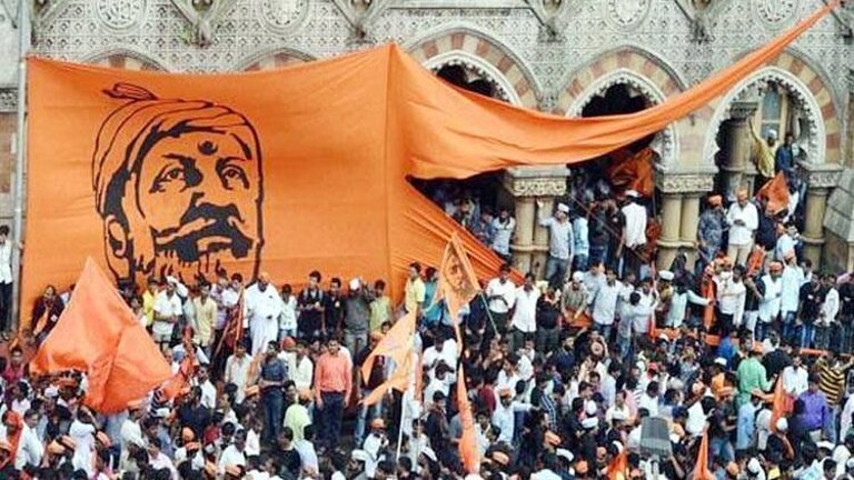 Maratha Reservation देणे खरंच शक्य आहे का? Mumbai Tak