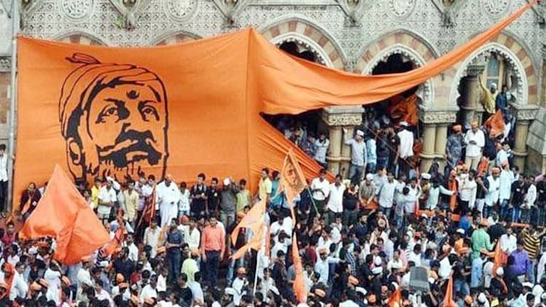 Maratha Reservation देणे खरंच शक्य आहे का? Mumbai Tak