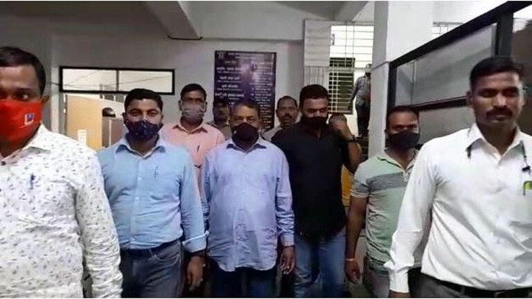Rajesh Sapte Suicide : मुख्य आरोपी राकेश मौर्याला अटक Mumbai Tak
