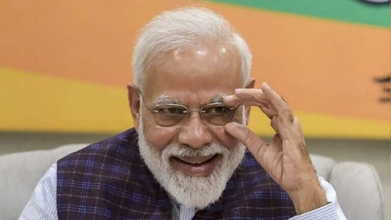 महाराष्ट्रातून गुजरातला गेलेल्या टाटा एअरबस प्रकल्पाचं रविवारी पंतप्रधान मोदींच्या हस्ते भूमिपूजन Mumbai Tak