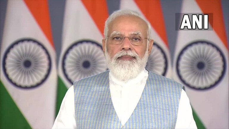 सरदार वल्लभभाई पटेल यांचं स्थान फक्त इतिहासात नाही तर भारतीयांच्या हृदयात-मोदी Mumbai Tak