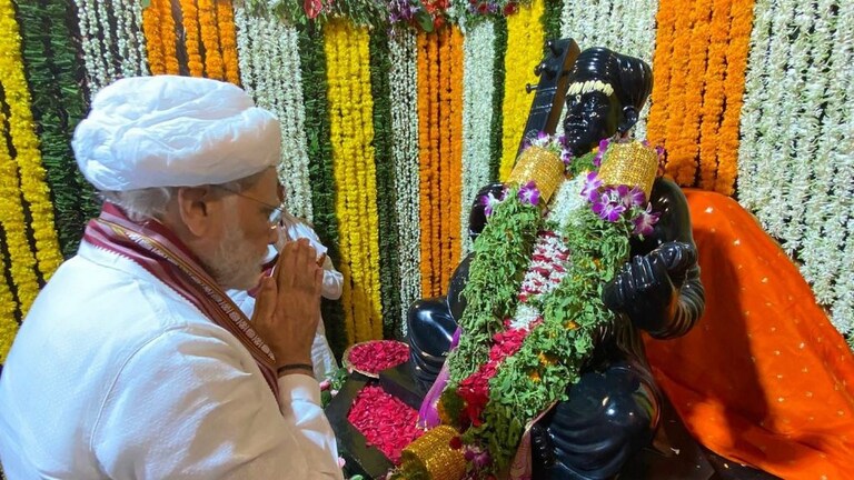 तुकारामांचे अभंग ते सावरकरांचा दाखला.. देहूमधील PM मोदींच्या भाषणातील 11 महत्त्वाचे मुद्दे Mumbai Tak
