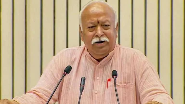 RSS ला भगवा झेंडा प्रिय, तिरंगा का नाही? मोहन भागवत यांनी दिलं उत्तर; म्हणाले… Mumbai Tak