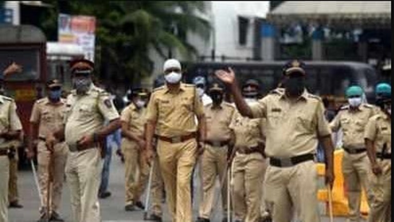 भोंग्यांचा वाद : राज ठाकरेंचा इशाऱ्यानंतर मुंबई पोलीस सतर्क; डेल्टा टीम केली जाणार तैनात Mumbai Tak