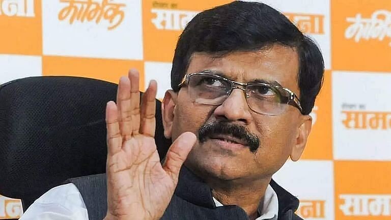 राहुल गांधींना त्यांच्या पक्षात काम करू दिलं जात नाही असं माझं आकलन-संजय राऊत Mumbai Tak