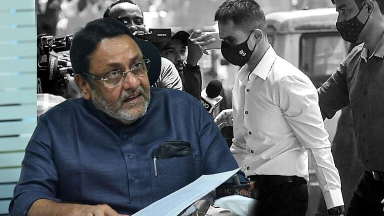 नवाब मलिकांना समीर वानखेडेंविरोधात आरोप करणं भोवलं? Mumbai Tak