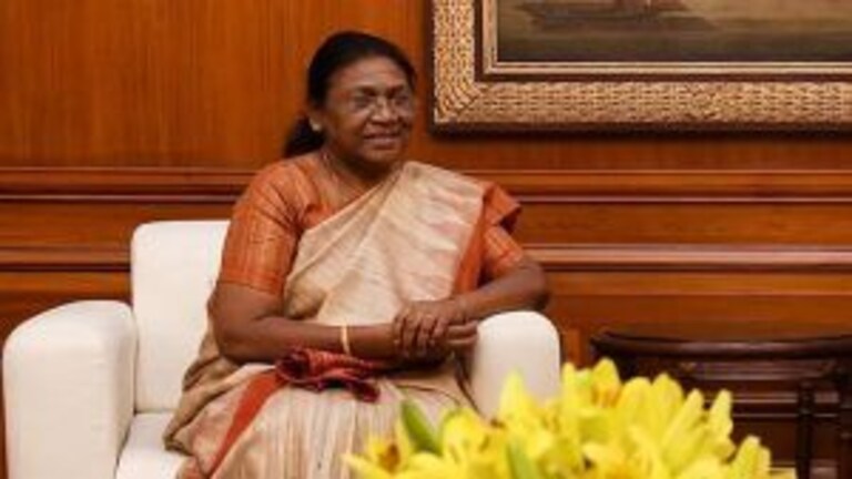 द्रौपदी मुर्मूंना निवडणुकीत महाराष्ट्रातले २०० आमदार मतदान करतील, एकनाथ शिंदे यांचा दावा Mumbai Tak