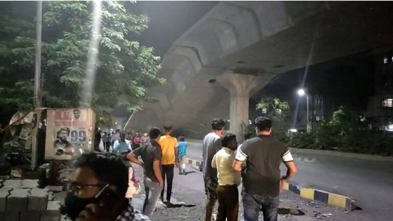 मुंबईनंतर आता नागपुरात कोसळला उड्डाणपूल! Mumbai Tak