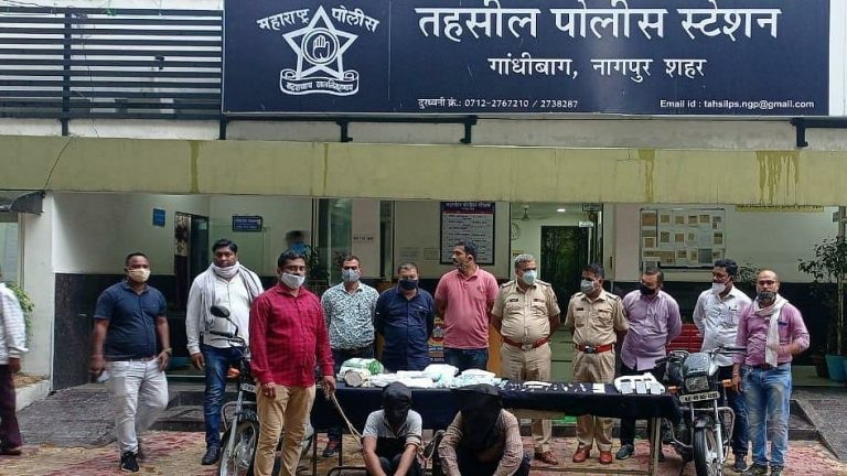 राणांविरुद्धचं ‘ते’ वक्तव्य राऊतांना भोवणार? युवा स्वाभिमानीची नागपूर पोलिसांत तक्रार दाखल Mumbai Tak