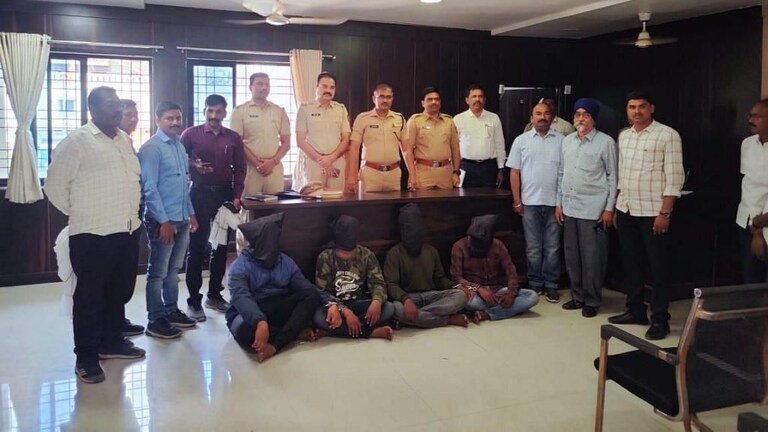 नांदेड : धुळवडीच्या दिवशी गोळीबार करणाऱ्या चौघांना अटक Mumbai Tak