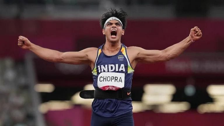 नीरज चोप्राची सोनेरी कामगिरी! फिनलँडमध्ये वर्ल्ड चॅम्पियनला हरवत जिंकलं सुवर्ण पदक Mumbai Tak