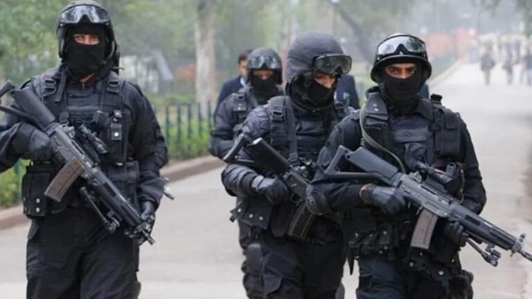 एका घरात बॅगमध्ये सापडला IED बॉम्ब, NSG ला पाचारण Mumbai Tak