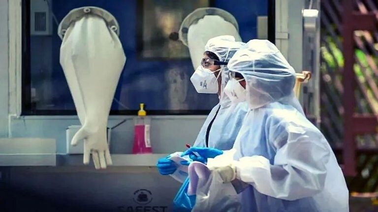 महाराष्ट्रात दिवसभरात 13 हजारांपेक्षा जास्त Corona रूग्णांना डिस्चार्ज, रिकव्हरी रेट 96.27 टक्के Mumbai Tak