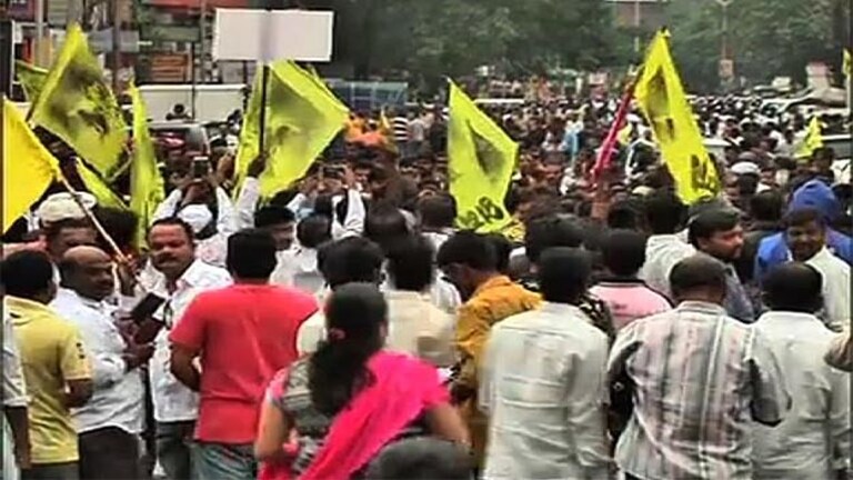 OBC Reservation : बारामतीत 29 जुलैला होणाऱ्या एल्गार महामोर्चाला पोलिसांनी परवानगी नाकारली.. Mumbai Tak