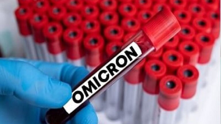 Omicron : टेन्शन पुन्हा वाढलं! ओमिक्रॉनचे महाराष्ट्रात आणखी 75 रूग्ण, एकूण संख्या 653 Mumbai Tak
