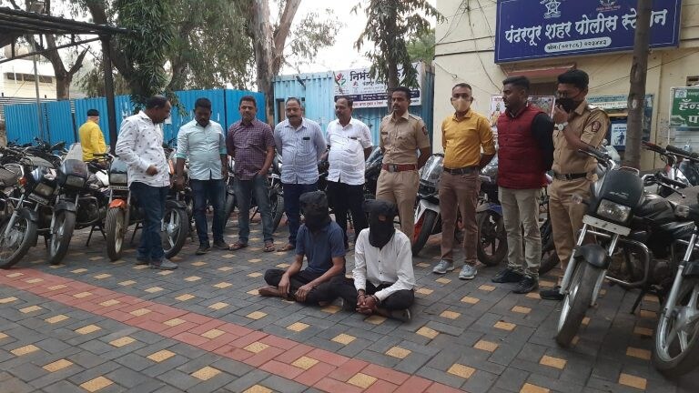 पंढरपूर : पत्नी आणि मुलीचा खून करुन फरार झालेल्या आरोपीला अटक Mumbai Tak