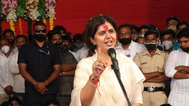 OBC आरक्षण वाचवा अन्यथा उद्रेक होईल, Pankaja Munde यांचा ठाकरे सरकारला इशारा Mumbai Tak