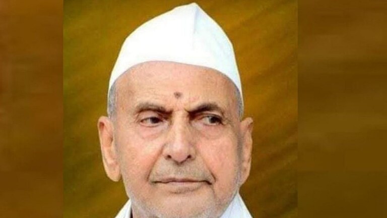 शेगाव संस्थानाचे विश्वस्त शिवशंकर भाऊ पाटील यांचं निधन Mumbai Tak