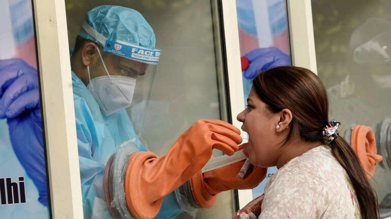 कोव्हिडचा ST ला फटका! दोन वर्षात सात हजार कोटींचा संचित तोटा Mumbai Tak