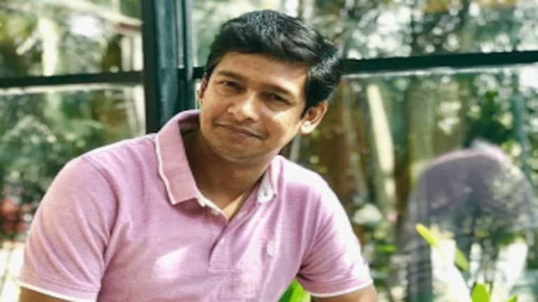 अभिनेता प्रियदर्शन जाधव कोरोना पॉझिटीव्ह; उपचारांसाठी रूग्णालयात दाखल Mumbai Tak