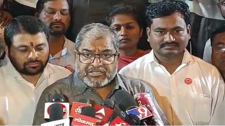 महाविकास आघाडीला झटका : राजू शेट्टींची स्वाभिमानी शेतकरी संघटना सरकारबाहेर Mumbai Tak