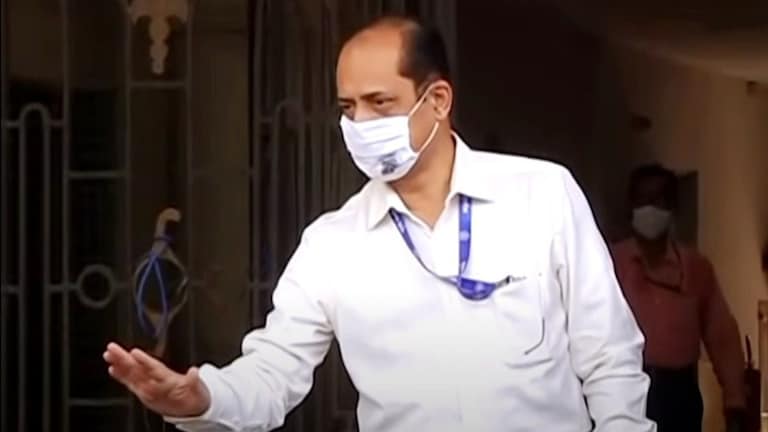 Mansukh Hiren Case:सचिन वाझेंचा कोर्टात अटकपूर्व जामीन अर्ज Mumbai Tak