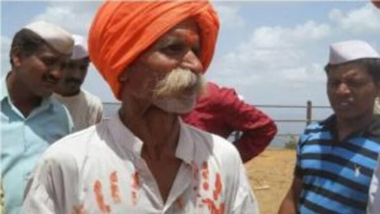 संभाजी भिडे भेटले जिल्हाधिकारी, पोलीस अधीक्षकांना; टिपू सुलतान जयंतीवरून दिला इशारा Mumbai Tak