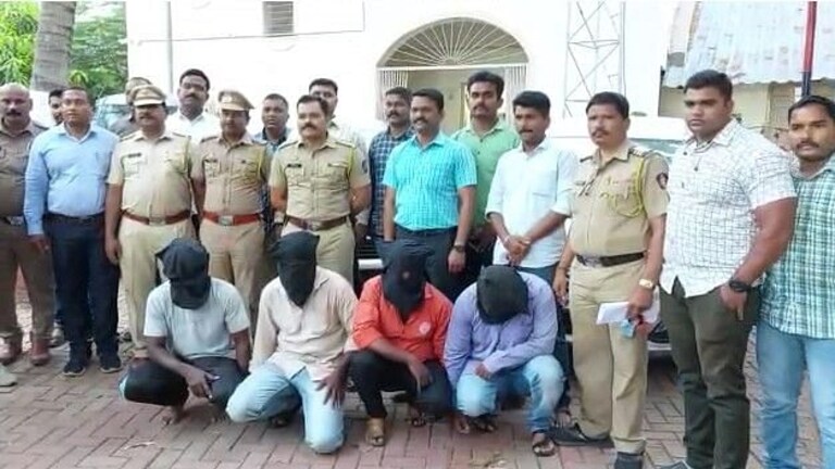 सांगली : ५० लाखांच्या खंडणीसाठी शिक्षकाचं मुलासह अपहरण, पाच जणांना अटक Mumbai Tak
