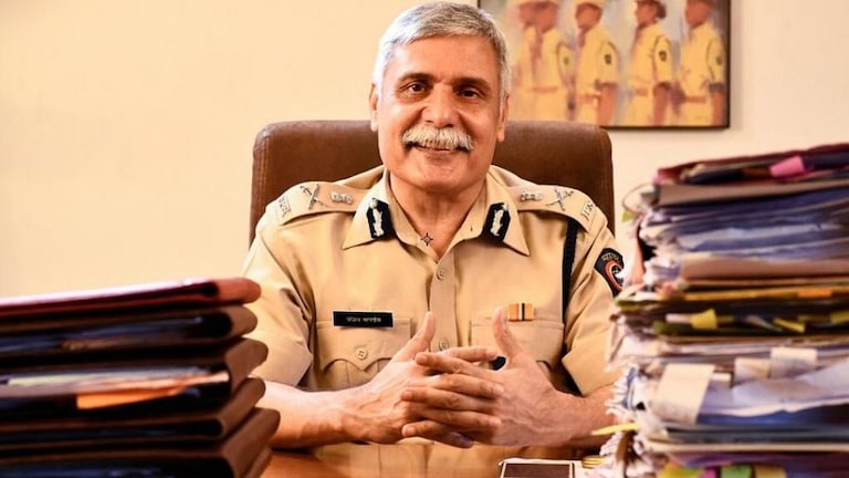संजय पांडे मुंबईचे नवे पोलीस आयुक्त; हेमंत नगराळेंची बदली Mumbai Tak