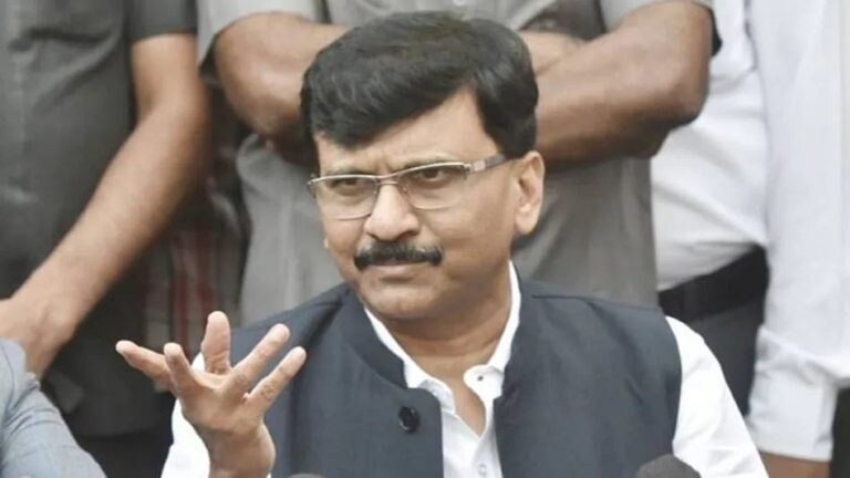 मुख्यमंत्री शिवसेनेचे असते तर…, माईक ओढण्यावरुन संजय राऊतांचा खोचक टोला Mumbai Tak