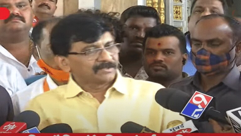 Sanjay Raut: खरी जनाब सेना कोण हे महाराष्ट्राला सांगणार.., राऊतांची भाजपवर तुफान टीका Mumbai Tak