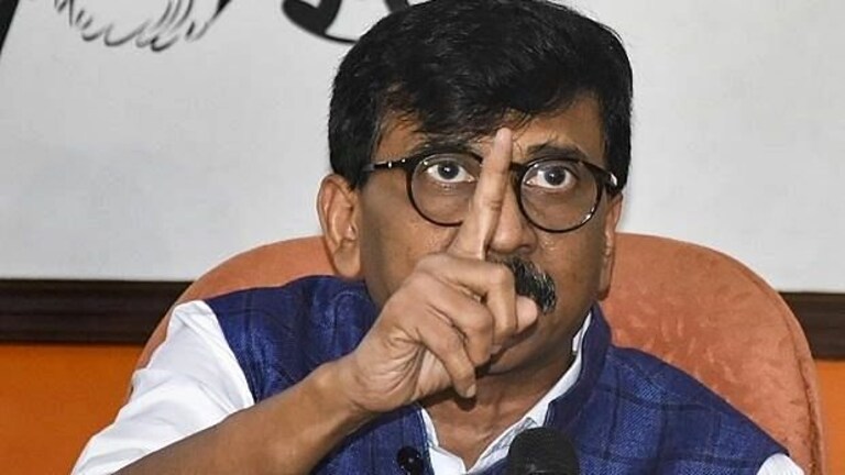 हनुमान चालीसा, लाऊडस्पीकर लावून काश्मिरी पंडीतांची समस्या दूर होणार नाही – संजय राऊत Mumbai Tak