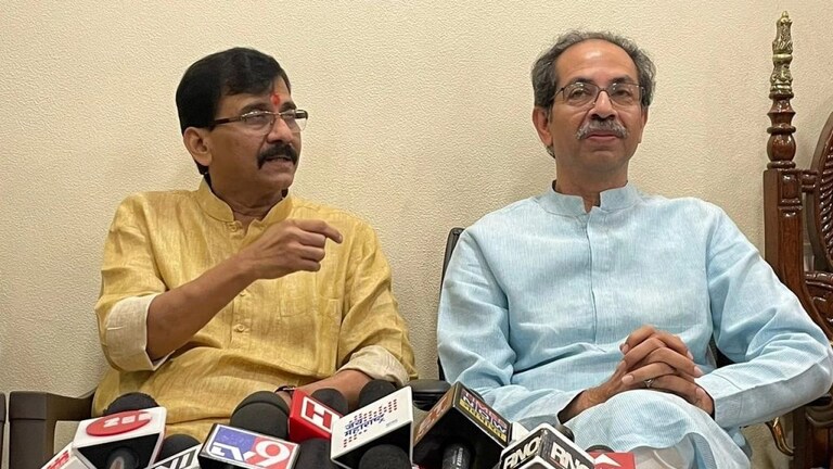 पुतीन, बायडन, किंग्ज चार्ल्स अन् उद्धव ठाकरे… राऊतांचं भाषण व्हायरल Mumbai Tak