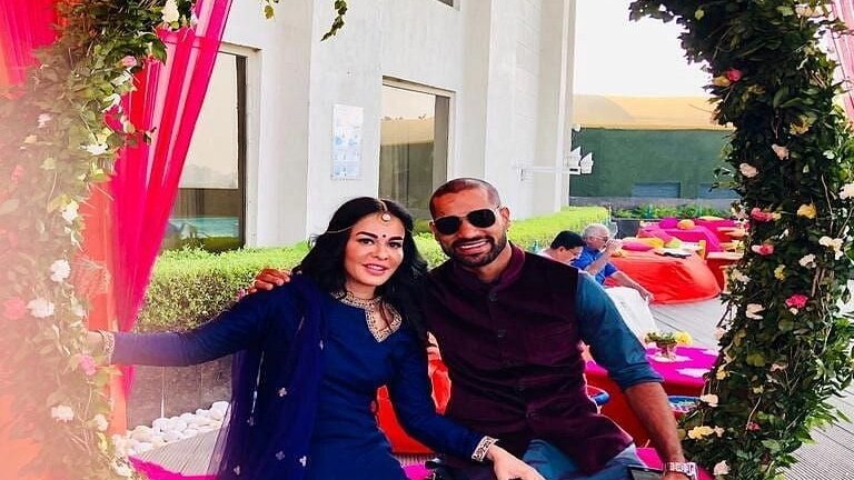 Shikhar Dhawan Divorce : शिखर-आयेशा घटस्फोट; पत्नीची भावनिक पोस्ट Mumbai Tak