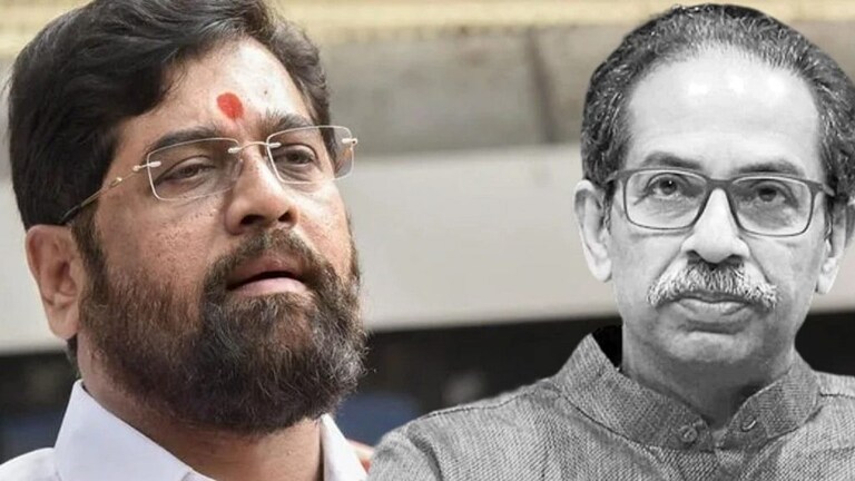 एकनाथ शिंदेंना सोलापुरात धक्का! गंभीर आरोप करत मनोज पवारांची ठाकरे गटात ‘घरवापसी’ Mumbai Tak