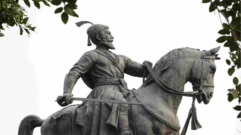 शिवजयंती उत्सवाला का असते नेहमी वाद आणि राजकारणाची किनार? Mumbai Tak