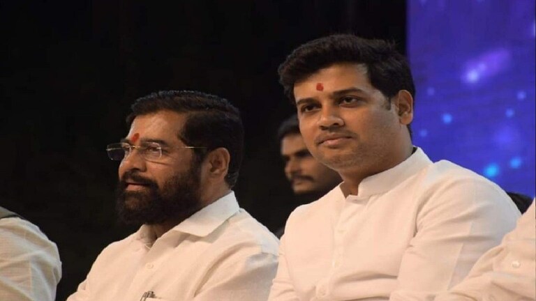 खासदार श्रीकांत शिंदे Super CM झाल्याबद्दल शुभेच्छा! तो फोटो ट्विट करत राष्ट्रवादी काँग्रेसचा टोला Mumbai Tak