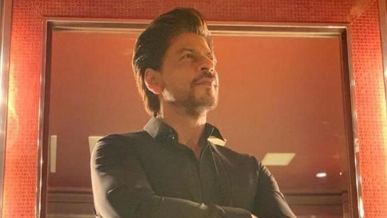 आर्यनला भेटून शाहरुख खान तुरुंगातून बाहेर आला अन् चाहत्यांकडे पाहून… Mumbai Tak