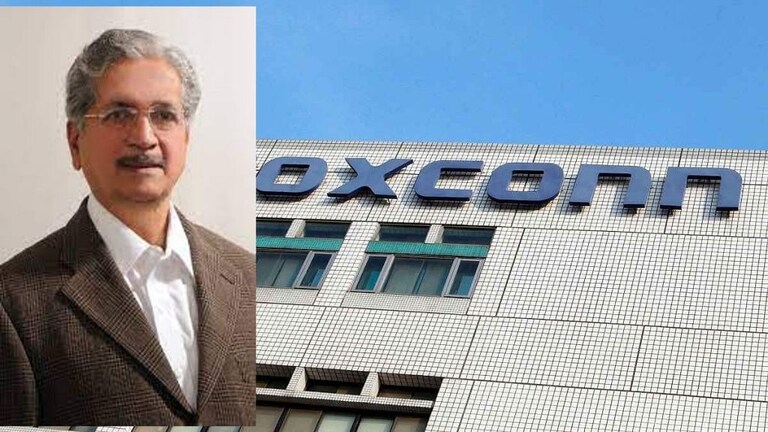 वेदांताची इनसाईड स्टोरी सांगत माजी मंत्री सुभाष देसाईंचा फॉक्सकॉनवरून सरकारवर गंभीर आरोप Mumbai Tak