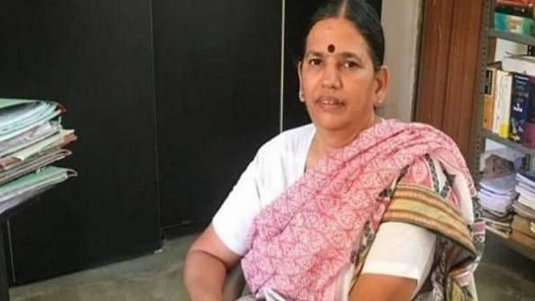 भीमा कोरेगाव प्रकरण : सुधा भारद्वाज यांना अखेर बॉम्बे हाय कोर्टाकडून दिलासा Mumbai Tak