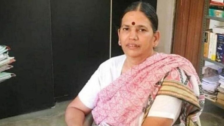 सुधा भारद्वाज यांना सर्वोच्च न्यायालयात दिलासा; NIA ची याचिका फेटाळली Mumbai Tak