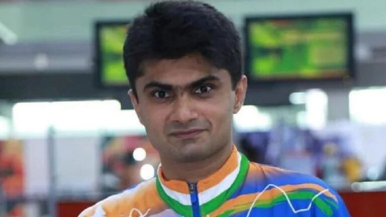 Tokyo Paralympics : यथिराजने ‘रौप्य’ पटकावत रचला इतिहास! भारताला 18वं पदक Mumbai Tak