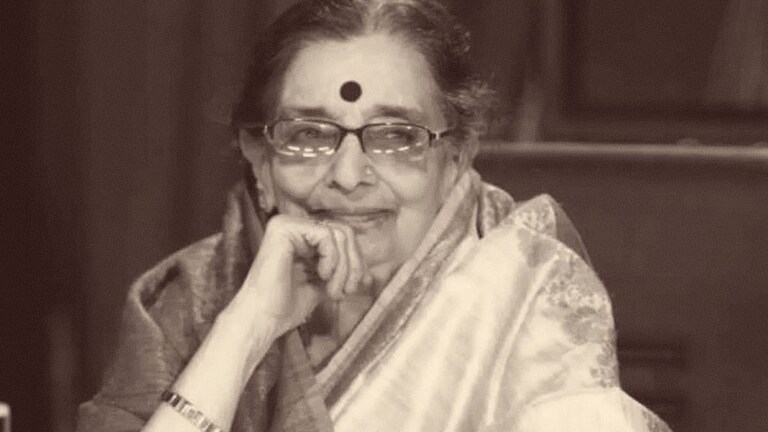 लावणीचा सुरेल सूर विसावला! लावणीसम्राज्ञी पद्मश्री सुलोचना चव्हाण यांचं निधन Mumbai Tak