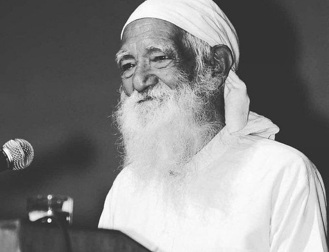 Sundarlal Bahuguna : चिपको आंदोलनाचे प्रणेते सुंदरलाल बहुगुणा यांचं कोरोनामुळे निधन Mumbai Tak