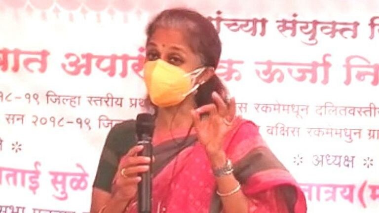 Supriya Sule: “महिलांवर हात उगाराल तर हात तोडून हातात देईन” Mumbai Tak